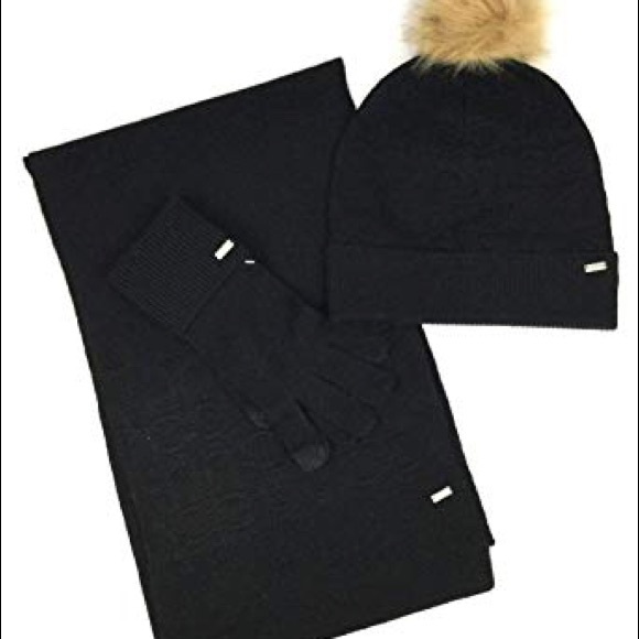 COACH | Black Signature Embossed Knit Tech Gloves - Picture 2 of 4